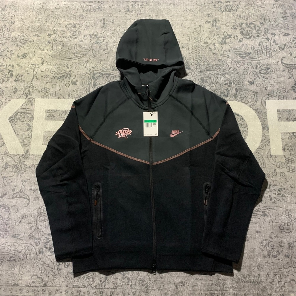 Nike Sportswear Tech Fleece Life of Syn Hoodie XL Black Pink HQ3748-010